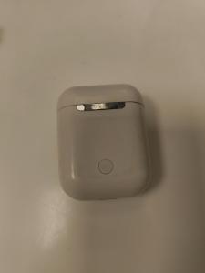 CS883/2024 AIRPODS